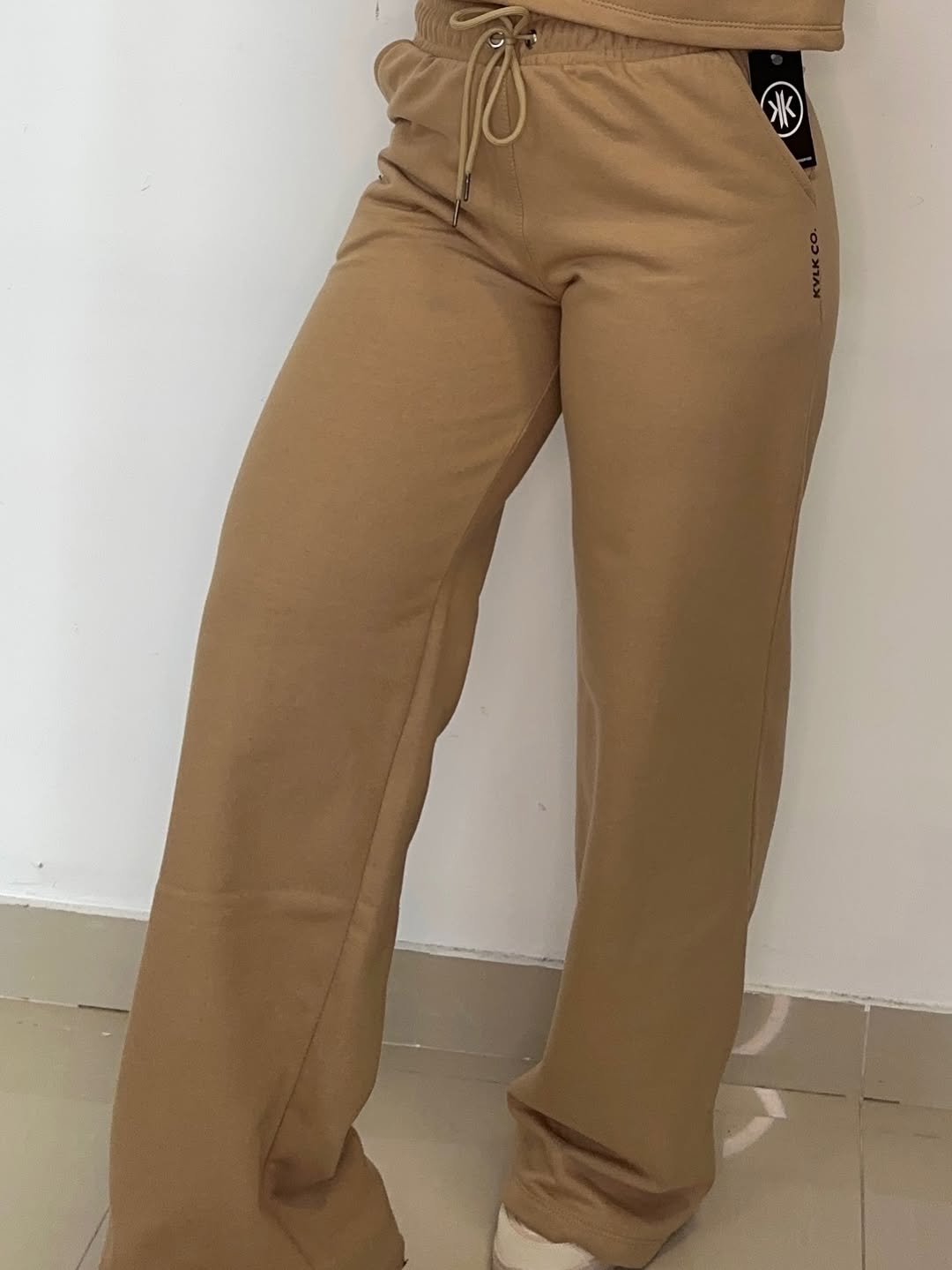 Calça Pantalona Caramelo